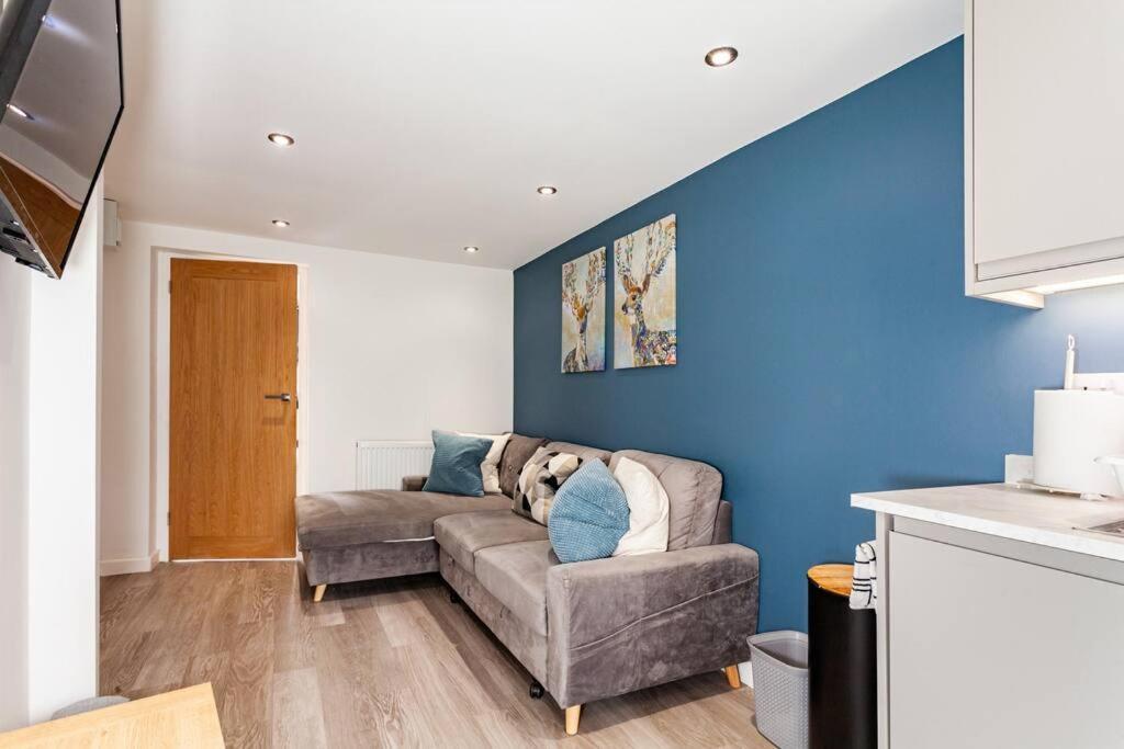 One Bedroom Apartment, Driveway, Bracknell Centre Luaran gambar